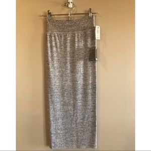 NWT Wilfred Grey Skirt